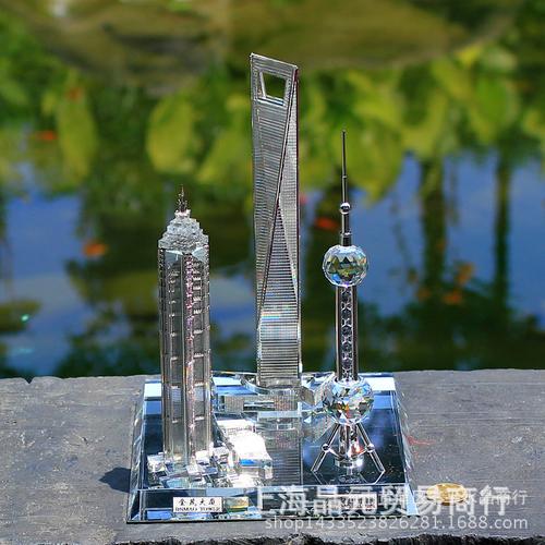 光影璀璨，匠心独运——高档K9水晶钻石摆件的艺术魅力