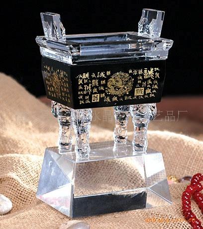 水晶雅韵 鼎与香炉在企业礼品中的双重奏