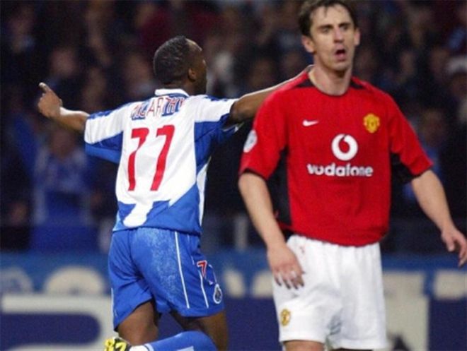 球无疑又向 球无疑又向